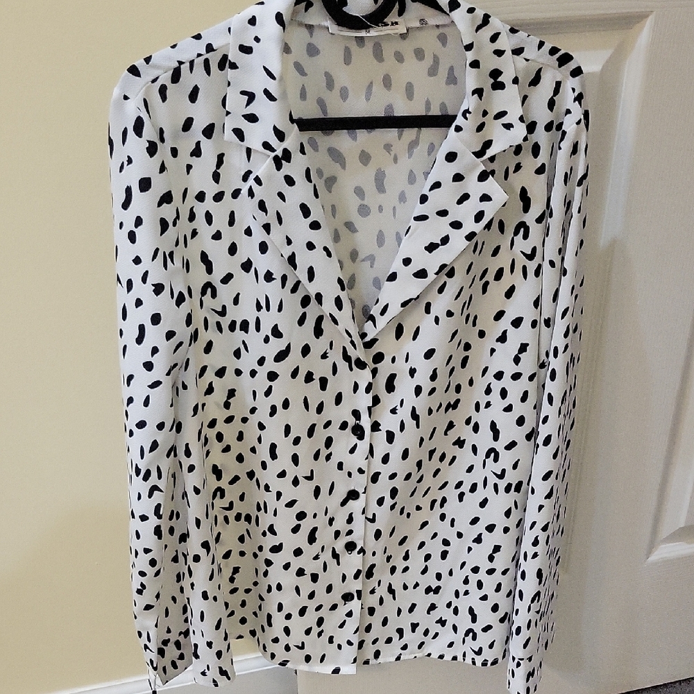 Elegant Black and White Women's Button Down Shirt